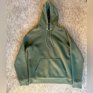 Huckberry Flint and Tinder 10 Year Hoodie
